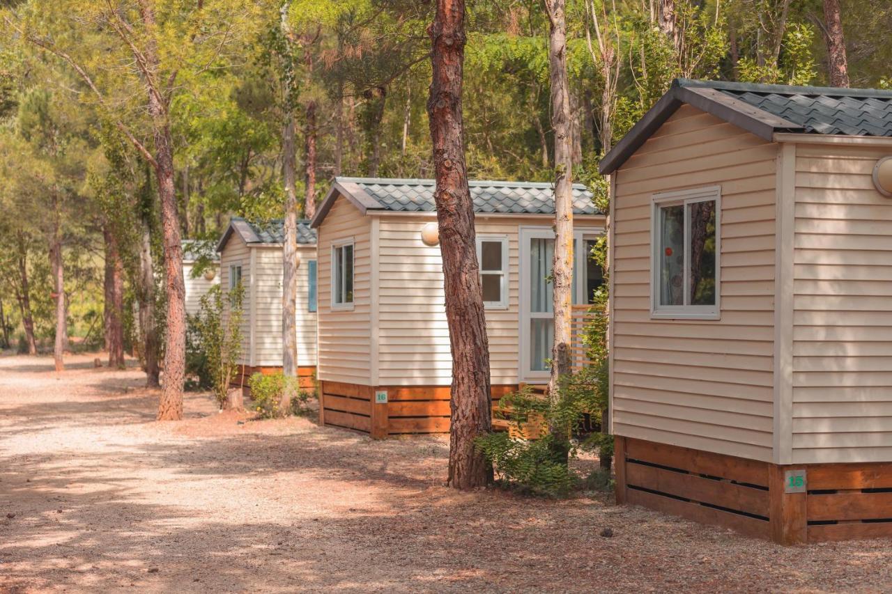 Camping La Peiriere Tuchan Kültér fotó