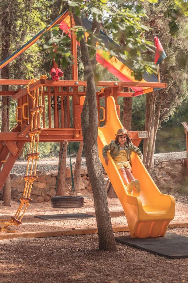 Camping La Peiriere Tuchan Kültér fotó
